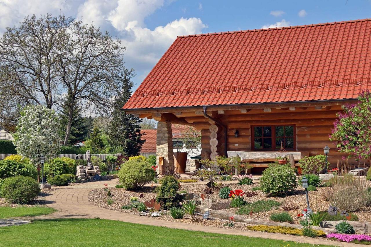 Hotel Heumanns Blockhaeuser Am Wald Pottenstein Exterior foto